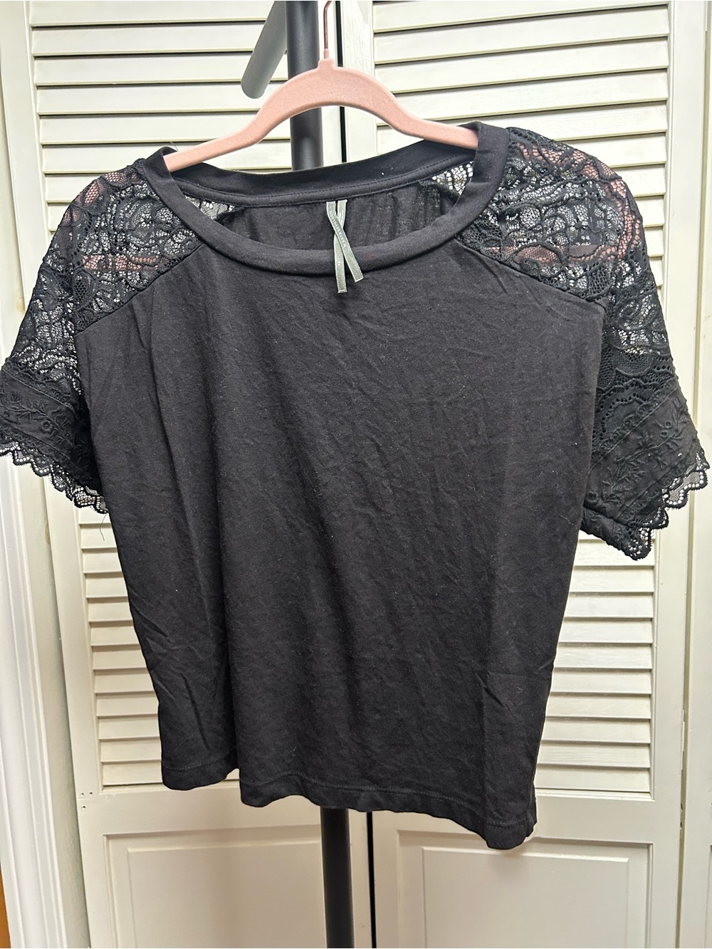 Nwot Anthropologie lace black top